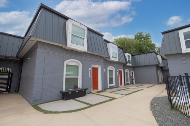 Mueller Square community photo 17